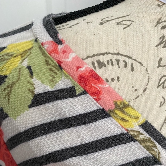 Lularoe Renee Top Shirt Medium M Striped Rose Print - Picture 3 of 6